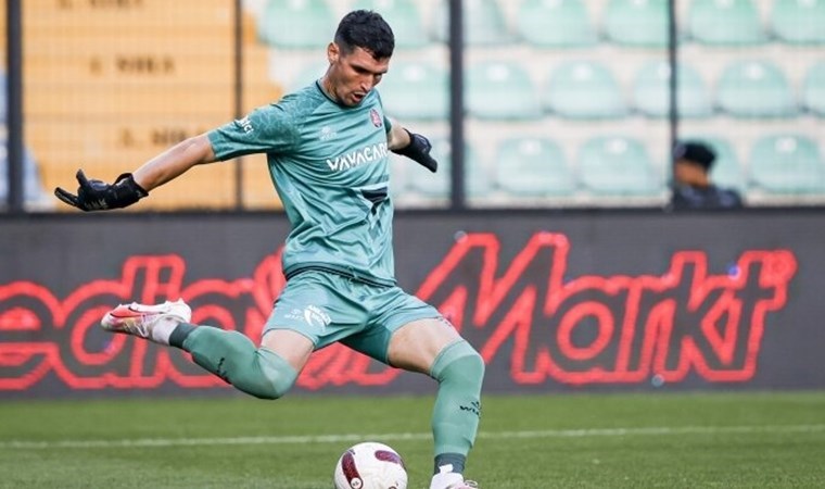 Süper Lig ekibinin tecrübeli ismi İspanya’ya transfer oldu!