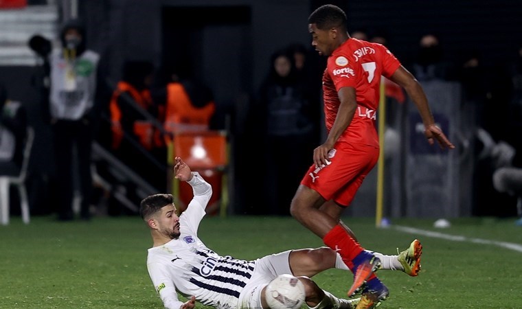 Pendiksporlu Leandro Kappel’e trafik cezası yazıldı!