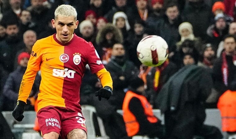Galatasaraylı Lucas Torreira sözleşme teklifini duyurdu!