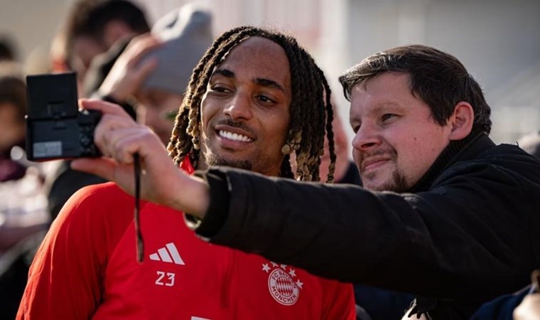 İlk antrenmanına çıktı: Sacha Boey’dan transfer yanıtı!