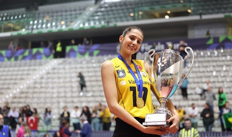 Derya Cebecioğlu yeniden VakıfBank’ta