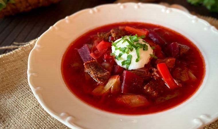 Rus mutfağının renkli ikonu: Borsç Çorbası