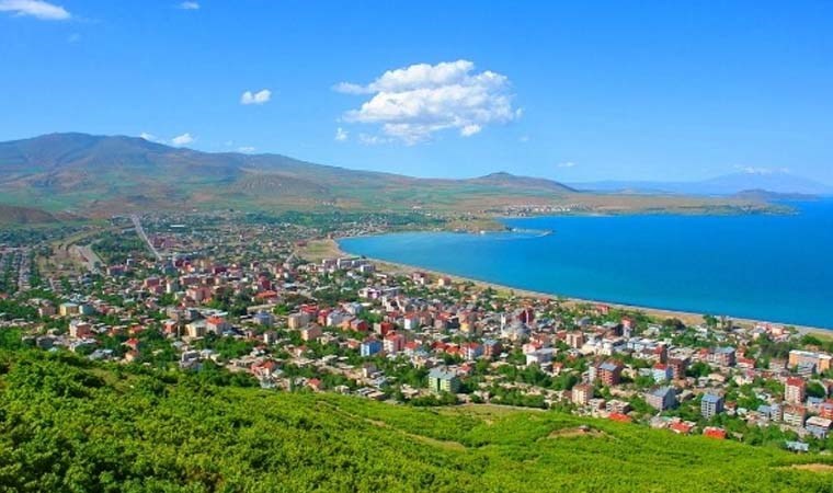 Doğanın ve tarihin buluşma noktası: Tatvan