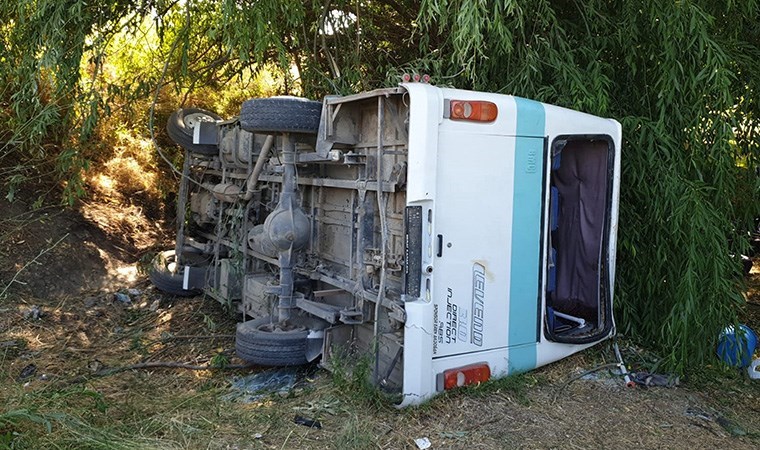 8 kişinin öldüğü kazada yeni ayrıntılar: Serviste fazla 6 kişi taburede yolculuk ediyormuş!