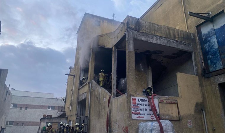 Bayrampaşa’da Sanayi Sitesi’nde aynı anda iki yangın!