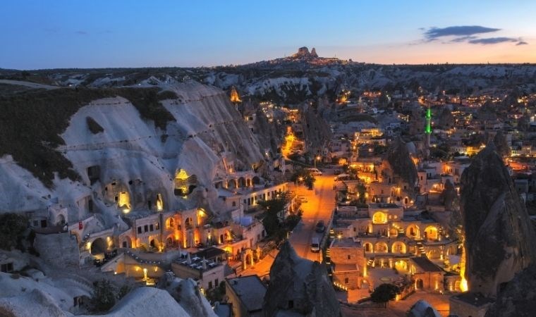 Masallardan fırlamış bir şehir: Ürgüp