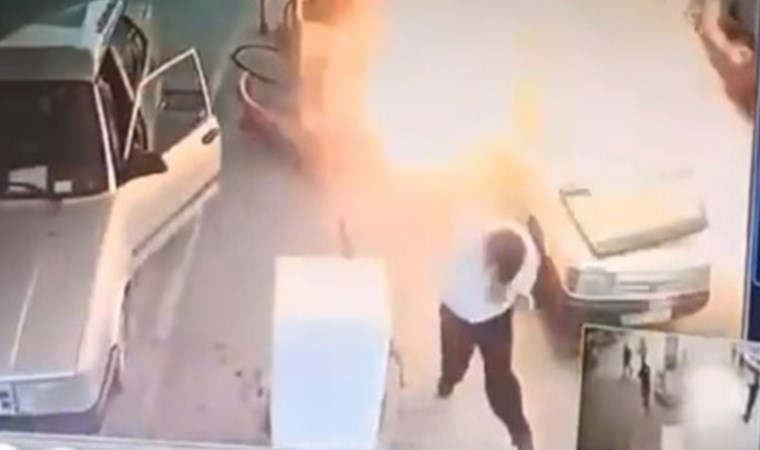 Akaryakıt istasyonunda otomobil alev aldı: 1 yaralı