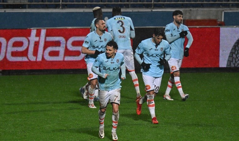 İstanbul derbisinde kazanan Başakşehir!