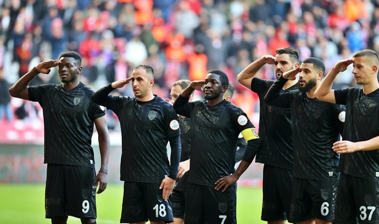 İsviçre Federal Mahkemesi’nden Samsunspor’a müjde: Transfer yasağı durduruldu