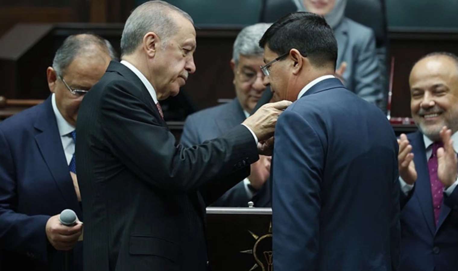 İYİ Parti'den AKP'ye geçen başkan, yeniden aday gösterilmedi