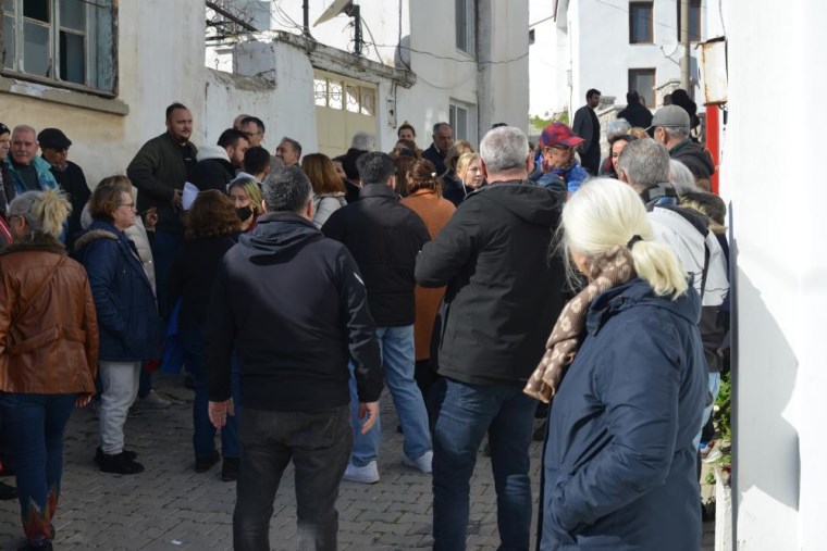 CHP Karaburun'da 'Nurşen Balcı' tepkisi: İthal aday istemiyoruz