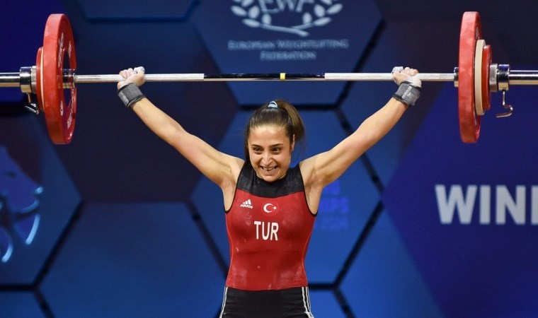 Burcu Alıcı’dan Bulgaristan’da iki bronz madalya!