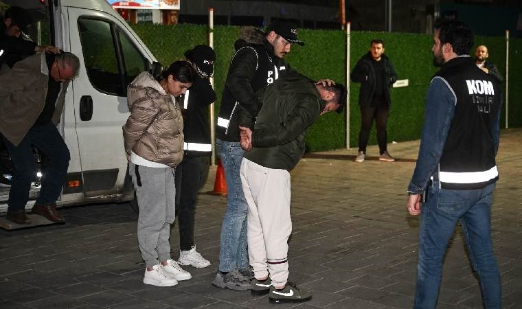 Kaçma hazırlığındayken yakalanmışlardı… Holding sahibi çift İzmir’e getirildi!