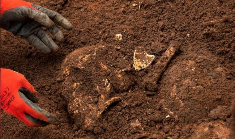 30 yıl sonra ortaya çıktı: Toplu mezar bulundu
