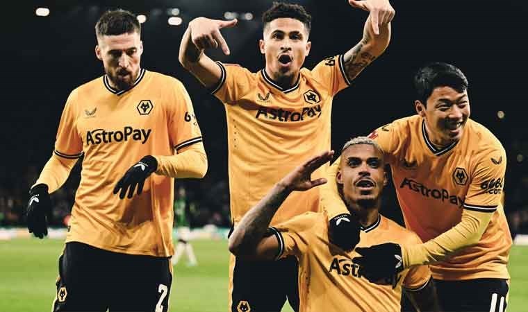 Wolves, Lemina ile turladı!