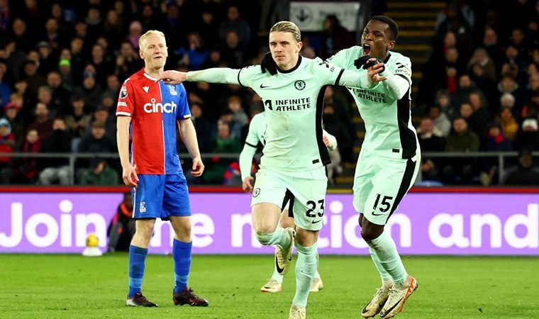 Chelsea geriden geldi, 3 puana Gallagher ile ulaştı!