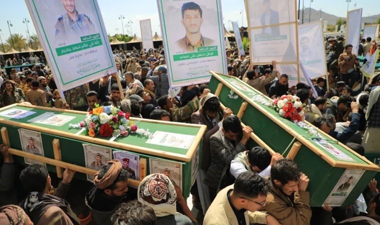 ABD saldırdı: 17 Husi öldürüldü