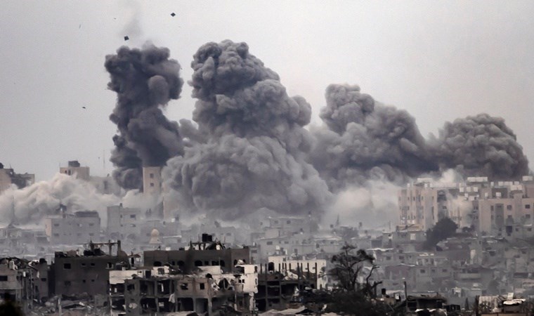 İsrail ordusu, Gazze’de Sınır Tanımayan Doktorlara ait barınağı hedef alarak 2 kişiyi öldürdü