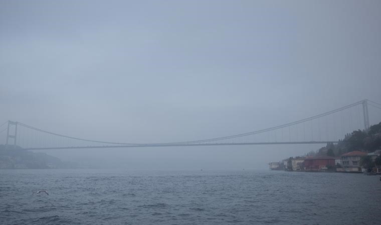 İstanbul Boğazı’nda gemi trafiği çift yönlü askıya alındı