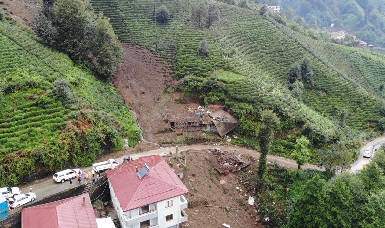 Uzmanı uyardı: Karadeniz’de ‘vahşi boşaltma’ heyelanları tetikliyor