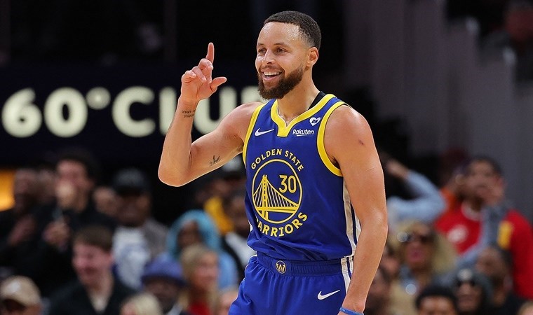NBA’de Stephen Curry’nin 60 sayılık performansı Golden State Warriors’a yetmedi!