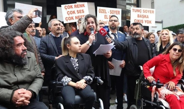 CHP İzmir’de Tunç Soyer’e destek eylemi