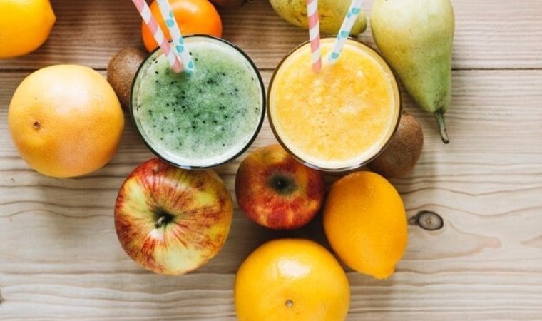 Lezzetli ve besleyici: Bir bardağı ile doyacağınız 5 sağlıklı ve pratik içecek tarifi…