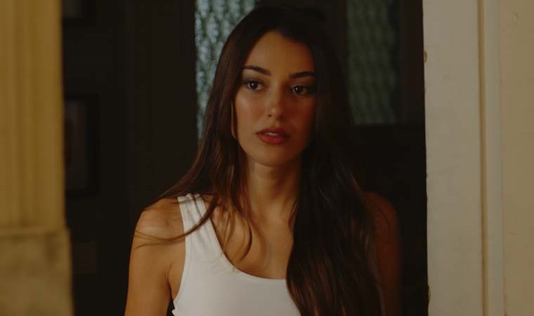 Dilan Çiçek Deniz’in yeni filmi ‘Aşk Mevsimi izleyiciyle buluşuyor