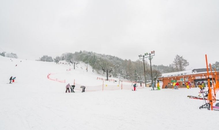 Kayak merkezlerinde en fazla kar kalınlığı Hakkari ve Kartalkaya’da ölçüldü
