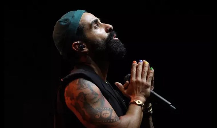 Şarkıcı Gökhan Türkmen’den oje açıklaması: ‘Kendime yakıştırıyorum’