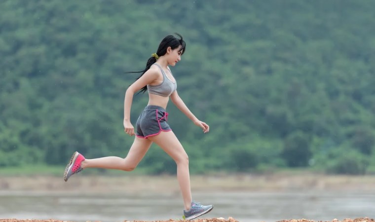 Araştırma: Kadınlar düzenli egzersizin faydalarını erkeklerden daha fazla görüyor