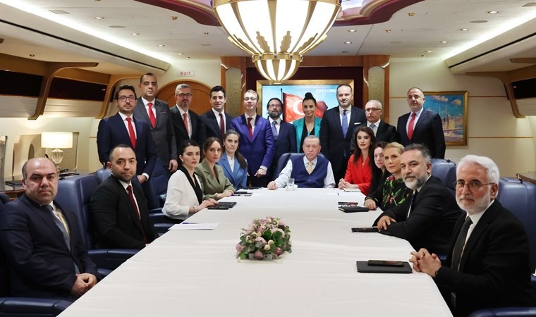 Erdoğan, dönüş uçağında soruları yanıtladı