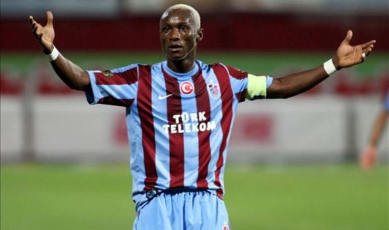 Eski Trabzonsporlu Ibrahim Yattara gençleri kırmadı: Sahnede kolbastı oynadı!