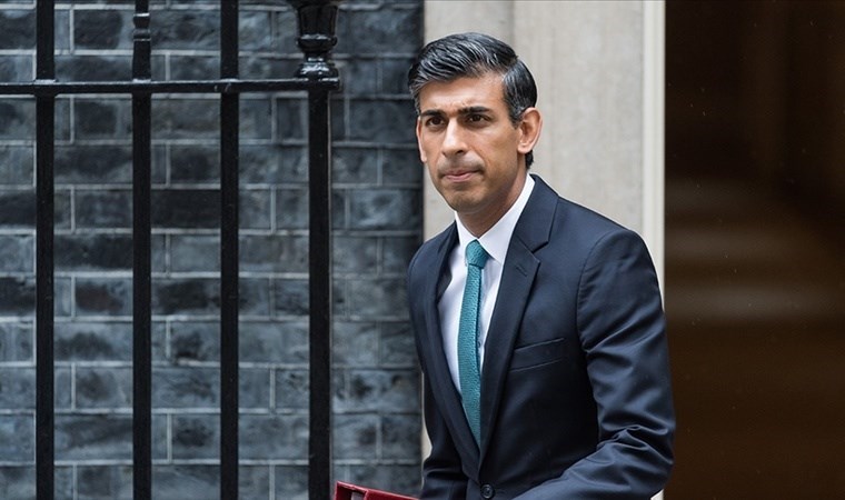 Sunak’tan Londra Belediye Başkanına tepki: Parti üyeliği askıya alındı