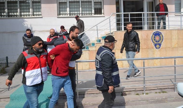 Konya’da evinde satırla öldürülmüştü… Katili damadı çıktı!