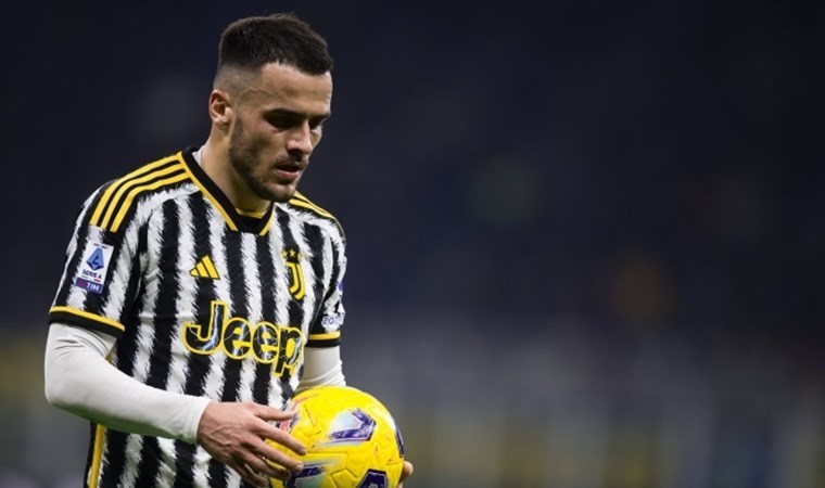 İtalyanlar duyurdu: Fenerbahçe ve Galatasaray transferde karşı karşıya!