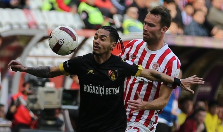 İstanbulspor, Antalyaspor’dan 1 puanı 90+9’da aldı!