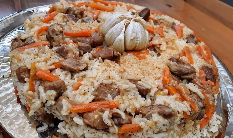 Özbek pilavı: Orta Asya ülkesinin ‘afrodizyak etkiye sahip’ ulusal yemeği