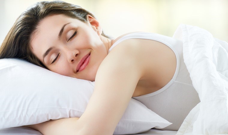 Uykusuzluğun doğal çözümleri: Mışıl mışıl uyumanızı sağlayacak 10 besin