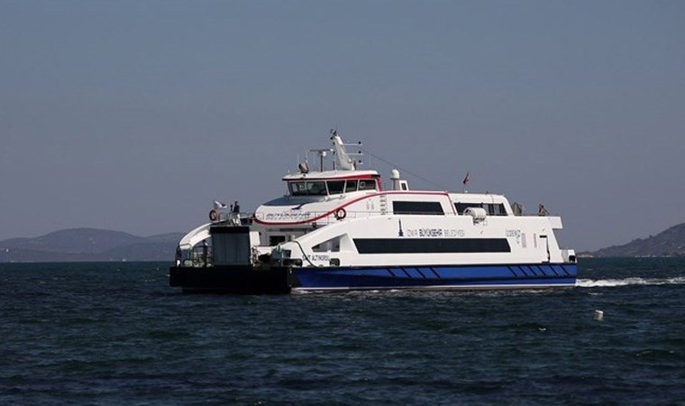 İzmir’de vapur seferleri iptal edildi