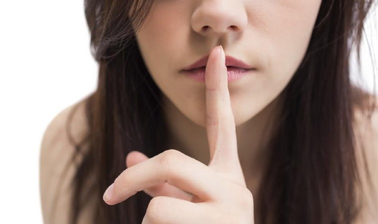 Bağlılık onların en büyük problemi! İşte ilişkilerde sadakatsiz olabilen 5 kadın burcu…