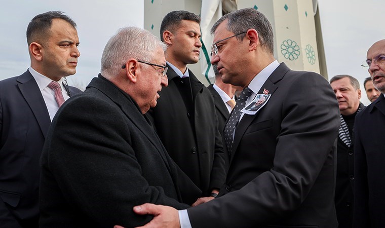 CHP Genel Başkanı Özgür Özel, Fikret Güler’in cenaze törenine katıldı