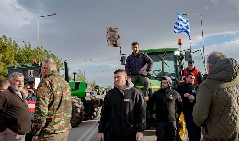 Komşu’da grev kararı: Türkiye sınırında yol kapatacaklar