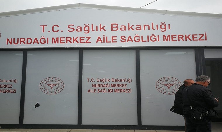 Nurdağı’nda en büyük sorun kaydı olmayan kişiler:  Sağlıkçılar ailelere ulaşamıyor