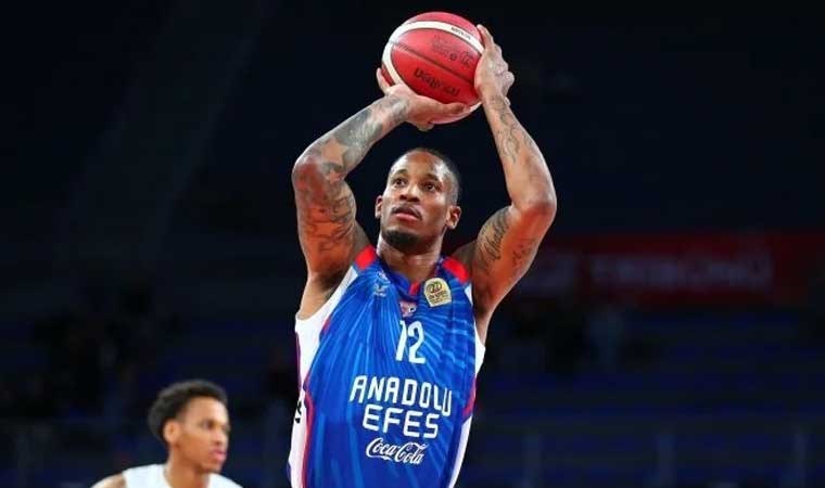 Türkiye Kupası’nda ilk yarı finalist Anadolu Efes oldu!