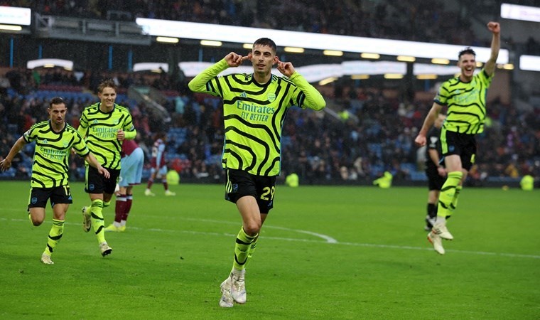 Arsenal deplasmanda Burnley’i gole boğdu!