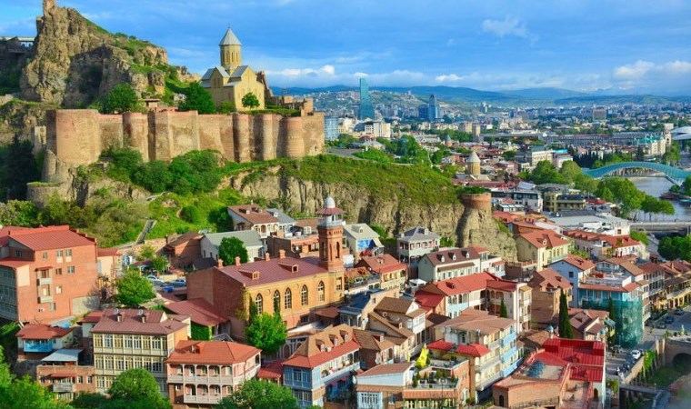 Kafkasların Renkli Başkenti: Tiflis
