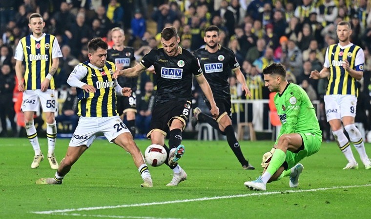 Alanyasporlu futbolcudan penaltı ve kırmızı kart isyanı!