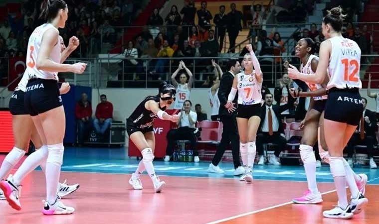 Eczacıbaşı Dynavit evinde zorlanarak kazandı