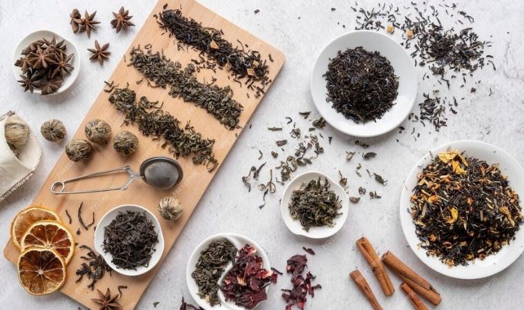 Uykusuzluğa iyi gelen mucizevi çay: Günde bir fincan suya bir tatlı kaşığı yeterli…